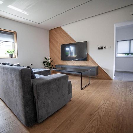 Apartman Teo ヴェリカ・ゴリツァ エクステリア 写真