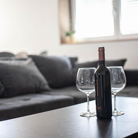 Apartman Teo ヴェリカ・ゴリツァ エクステリア 写真