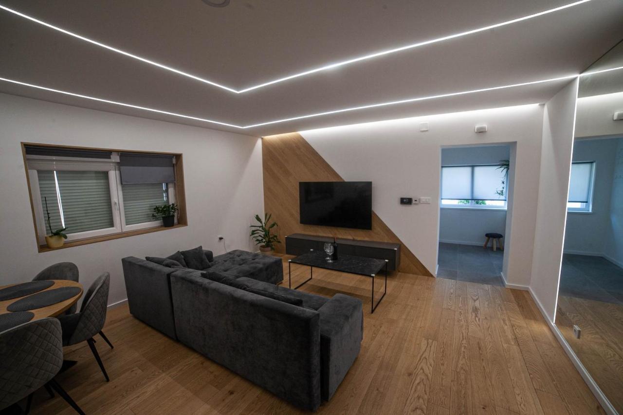Apartman Teo ヴェリカ・ゴリツァ エクステリア 写真